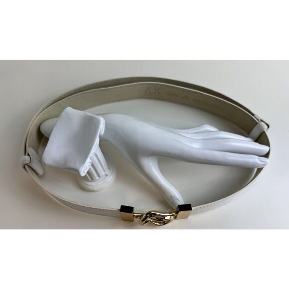 ANNE KLEIN White Genuine Leather Adjustable Belt, Gold Hardware, 47-30 - Picture 14 of 14